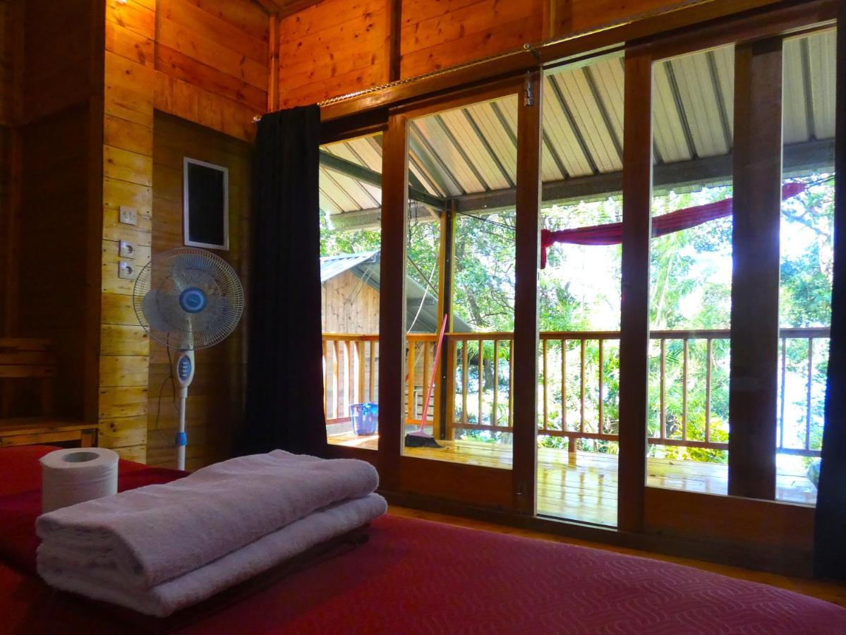 Santi Garden Bungalows Iboih Exterior foto