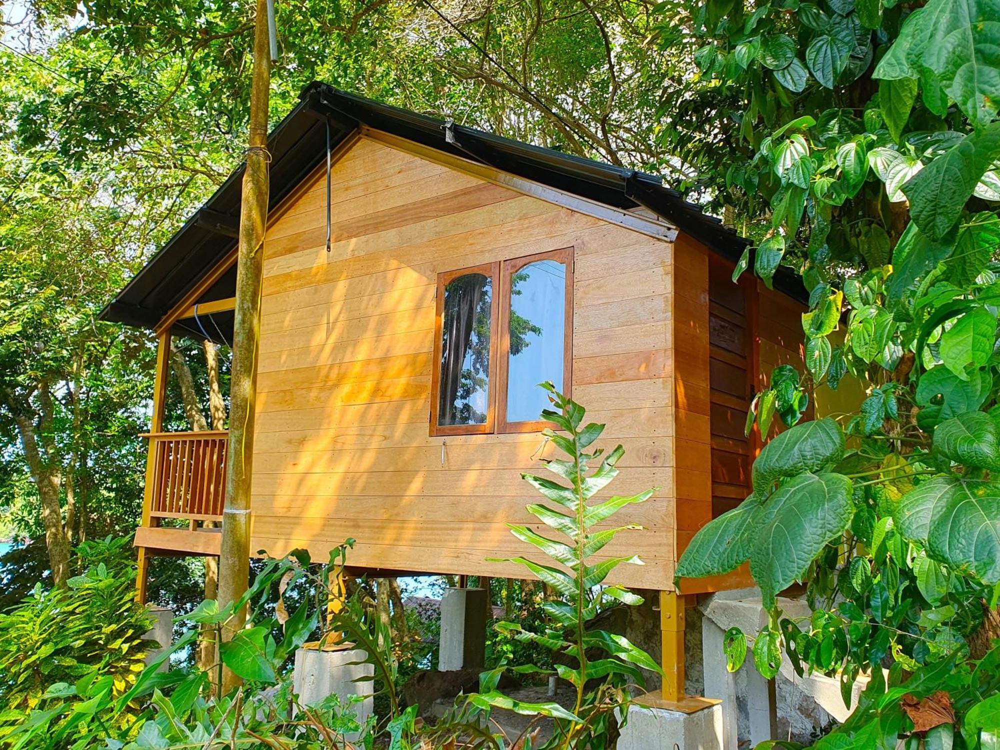 Santi Garden Bungalows Iboih Exterior foto